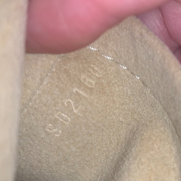 Louis Vuitton Artsy MM Monogram Bag - Picture 12 of 12